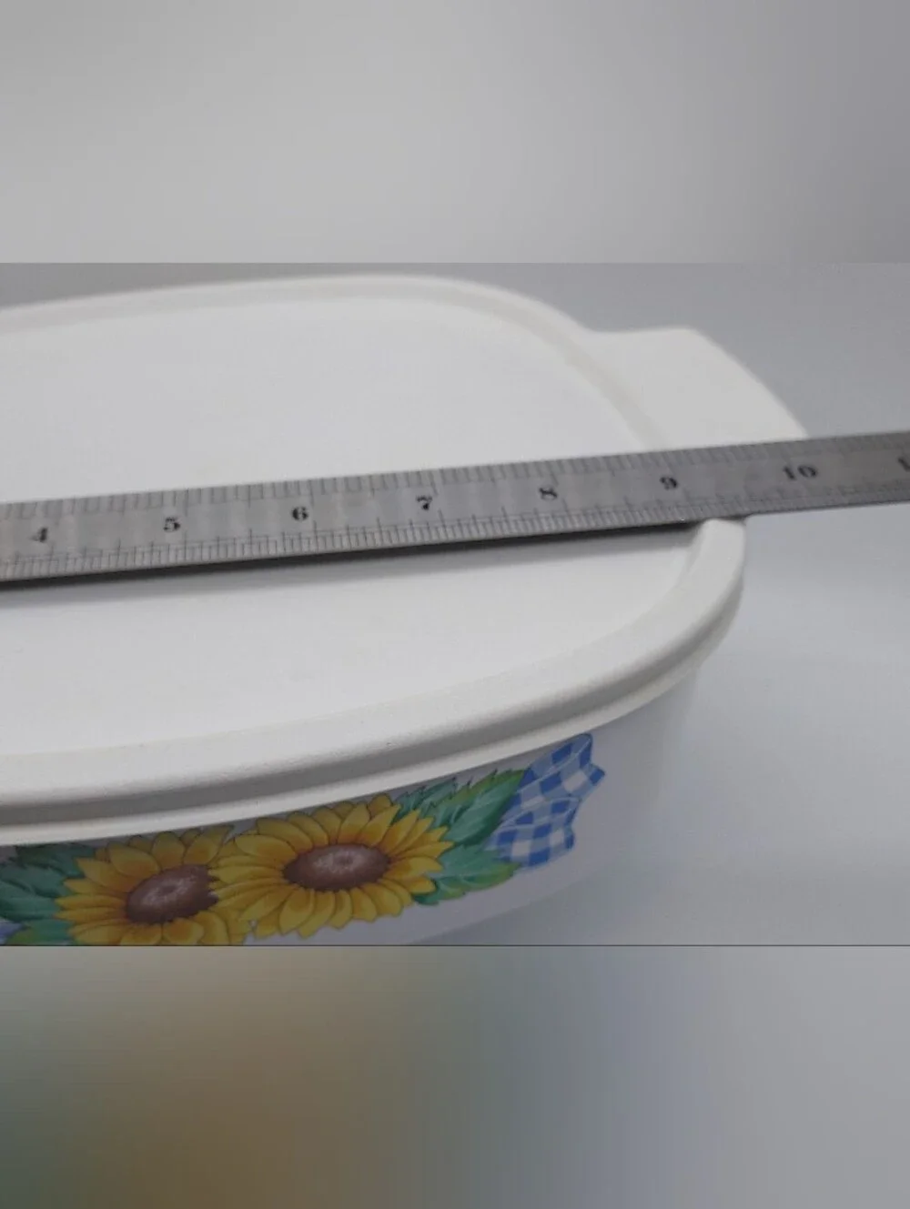 Vintage Corning Ware.Sunsations 2 Liter Casserole A-2-B with A-2-pc Lid